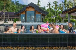 How Social Awareness Enhances Your Experience in Private Villas for Family Vacations